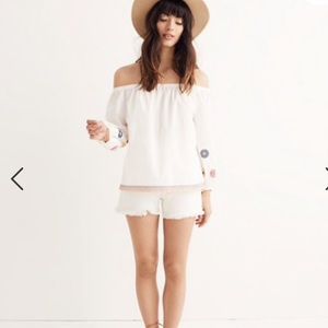 HP 💐Madewell Embroidered Off-the-Shoulder Top  Xs